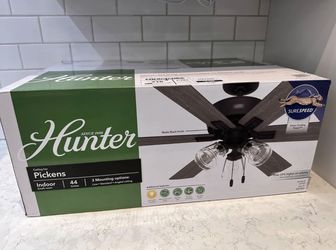 NEW 44-in Matte Black LED 6-Blade Ceiling Fan With Light, Modern, Wobble-Free