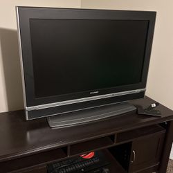 37” Sylvania Flat Screen Tv HDTV