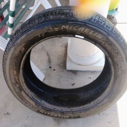 Michelin Premier LTX. 235/55 R20