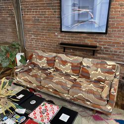 Vintage patterned 3-seat sofa