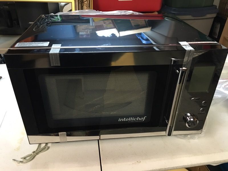Intellichef Microwave and Conventional Oven by CooksEssentials
