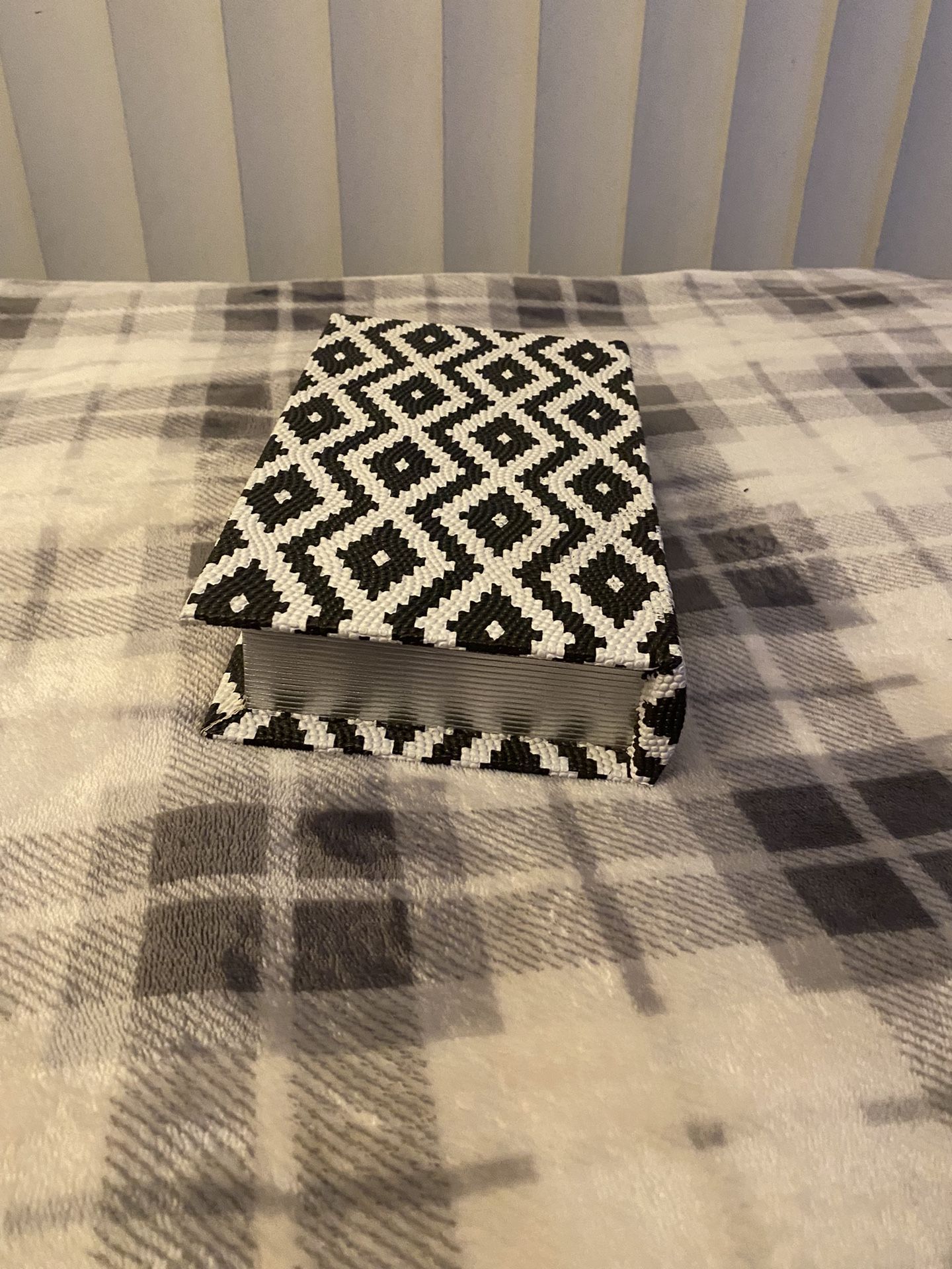 Modern Geometric Pattern Storage Box - Black And White Décor.
