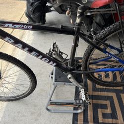 Raleigh M600 Mountain Bike