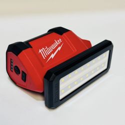 🔦 M12 ROVER Service and Repair Flood Light with USB Charging 💥