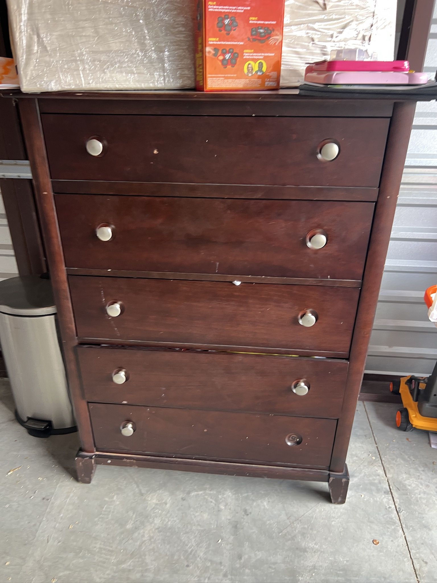 Dresser