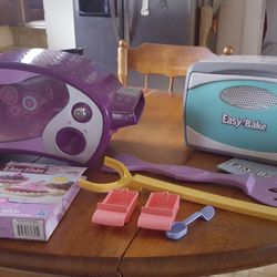 2 easy bake ovens