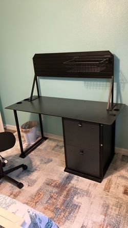 Metal desk