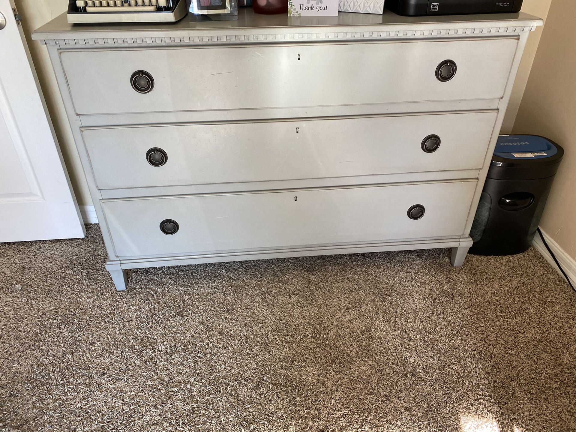 Dresser! Real wood incredibly strong and well cared.