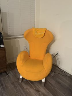 Vibrant Massage Chair