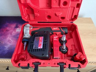 Milwaukee M12 Pex Expansion tool