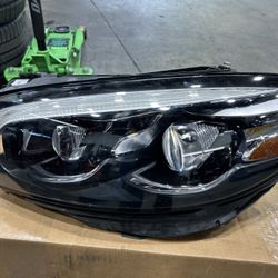 Mercedes SL Headlight 