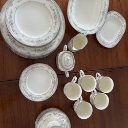 Noritake Bone China Shenandoah 9729