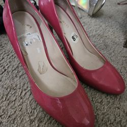 Size 8 1/5 Nine Wst For 8