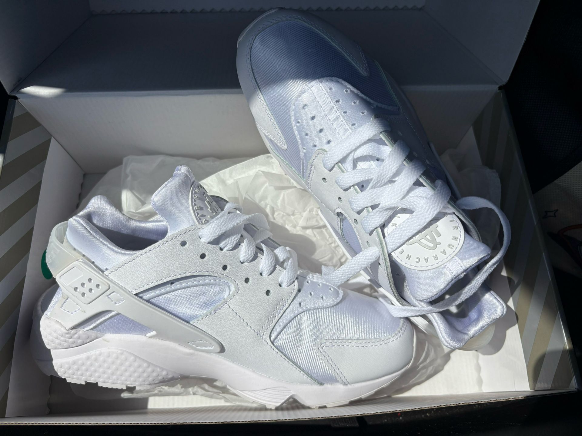 Nike Air Huarache “Triple White”