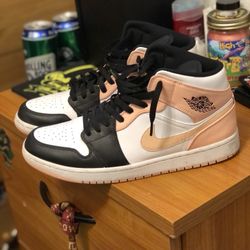 Jordan 1 Mid Artic Orange Size 11