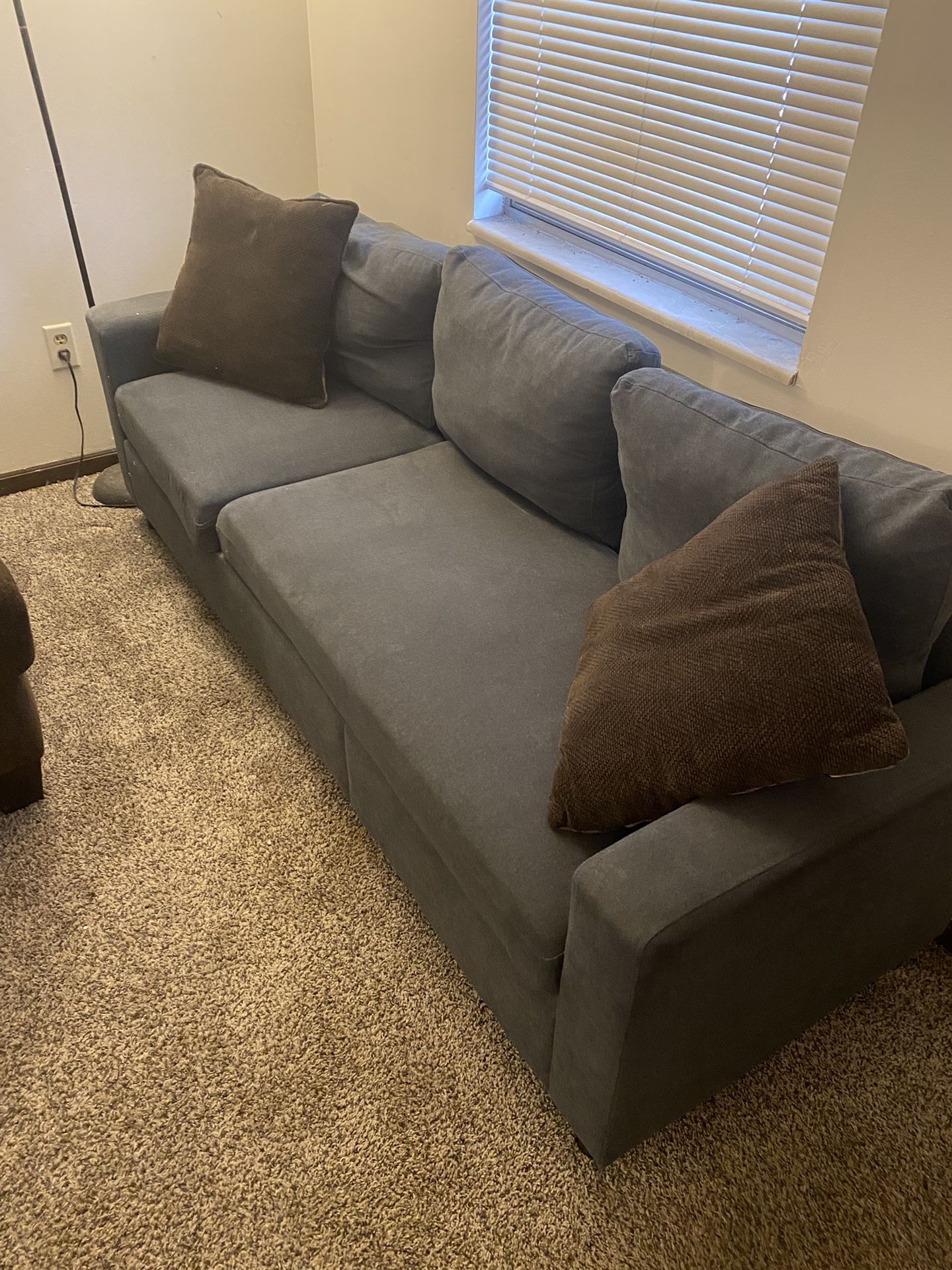 Free Amazon Couch