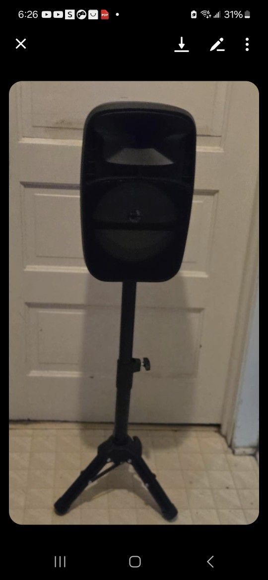 Bluetooth Speaker With Stand