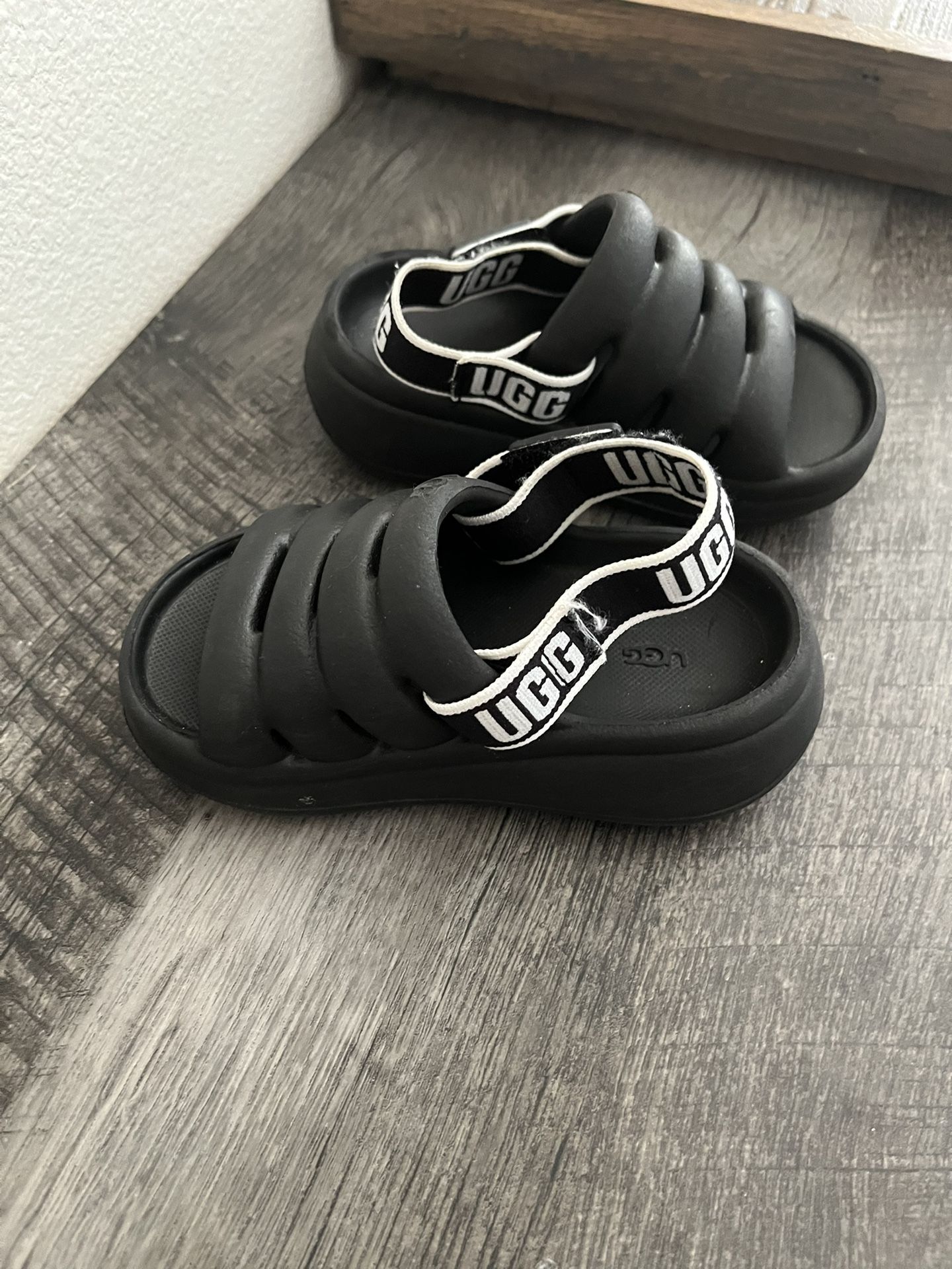 UGG Toddler Sandals