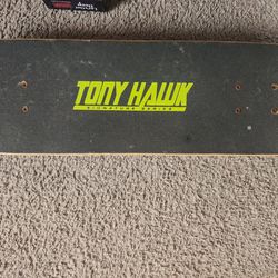 Tony hawk skate board 