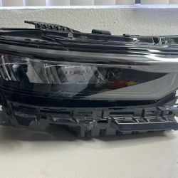 2022 2023 2024 Jeep Grand Cherokee Right Passenger LED Headlight OEM