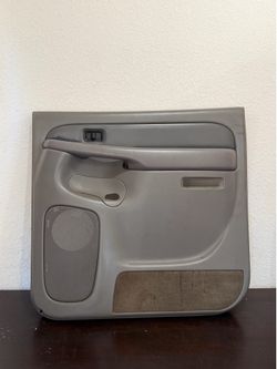 Yukon Denali Xl LR door panel