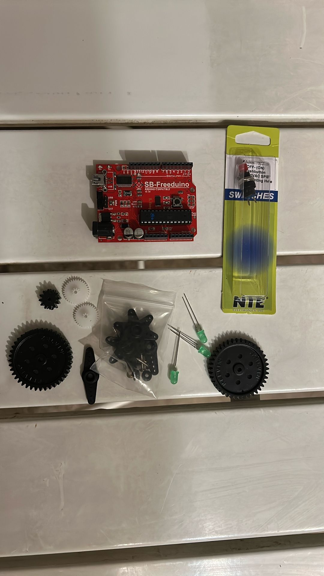 Free Robot Parts - Micro Controller board - Arduino