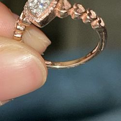 10k Rose Gold Heart Ring