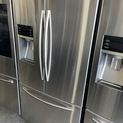 Samsung French door refrigerator we finance 3202 Waterloo Rd. in Stockton