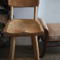 2 Wood Stools