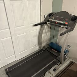 Proform treadmill 520x hotsell