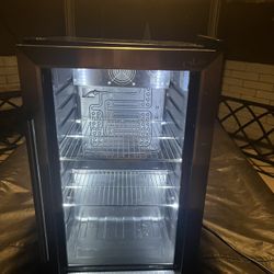 Claros Mini Fridge
