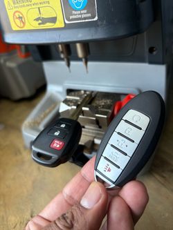 Nissan Smart Key Fob 5-Button