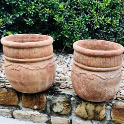 UNIQUE MATCHING PAIR MINT CONDITION VINTAGE 15”x15” TERA COTTA PLANTERS / YARD DECOR W HOLES IN THE BOTTOM FOR WATER DRAIN OUT!  