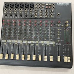 14 Channel Mic/Line Mixer
