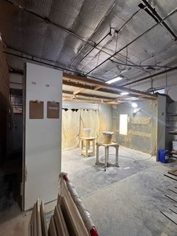 Spray Booth- Metal with Exhaust (2 available)