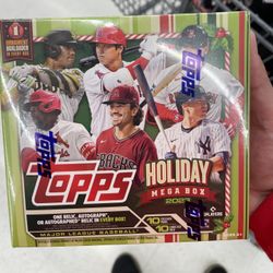 2023 Topps Holiday Baseball Mega Box 