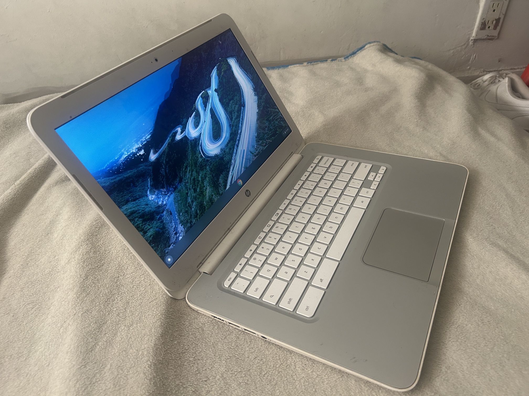 13” Chromebook Laptop