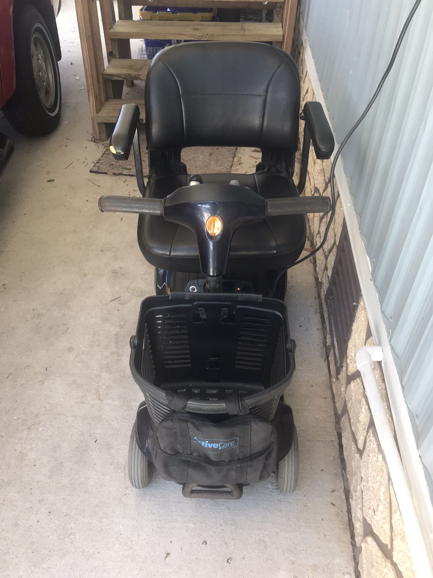 Lynx 4 Scooter