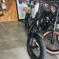 Aventon Scinch 2.5 Brand New Already Assembled Original Cost $2100 with Assembly + Taxes