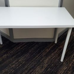 White Ikea Desk 