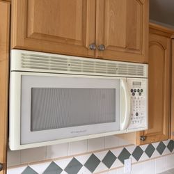 Frigidaire gallery Series Microwave 