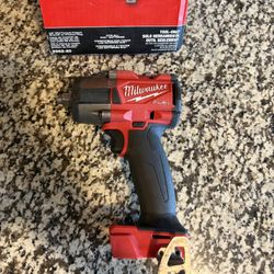 Milwaukee M18 FUEL 1/2 Mid Torque Impact Wrench (Tool Only) 
