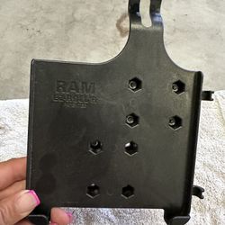 iPad Mini Mount - Ram EZ Roller