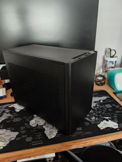 Cooler Master nr200 mini-itx case