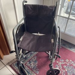 Wheelchairs with feet rests For Sale