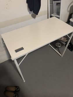 Office Desk – Great Condition