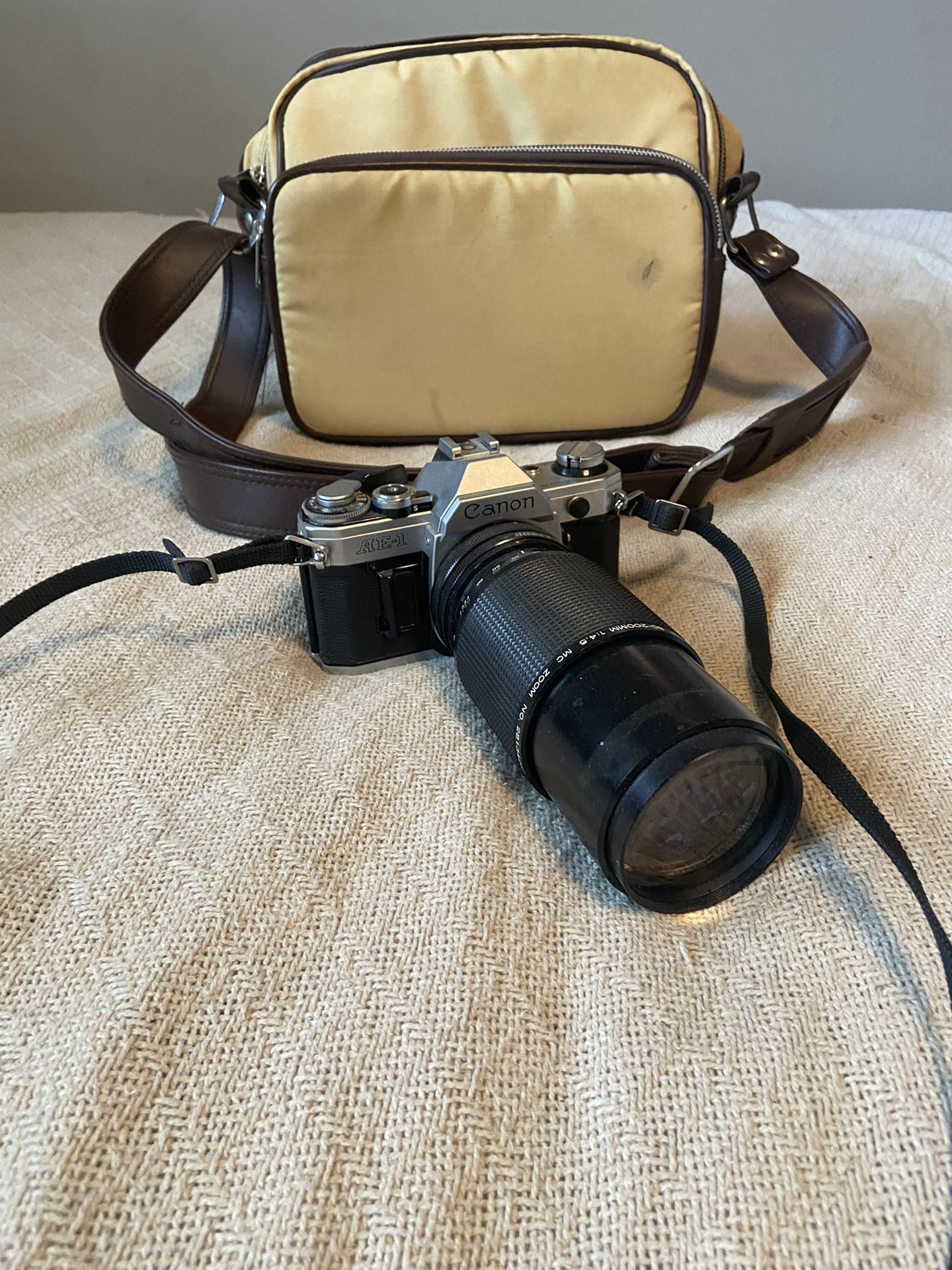 Vintage Cannon AE1 Camera With Shoulder Bag 