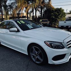 2018 Mercedes C300 Sedan W/ 92k Miles 
