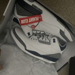 Jordan 3 Midnight Navy (size 11)