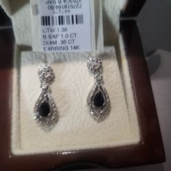 Diamond earrings with Sapphire